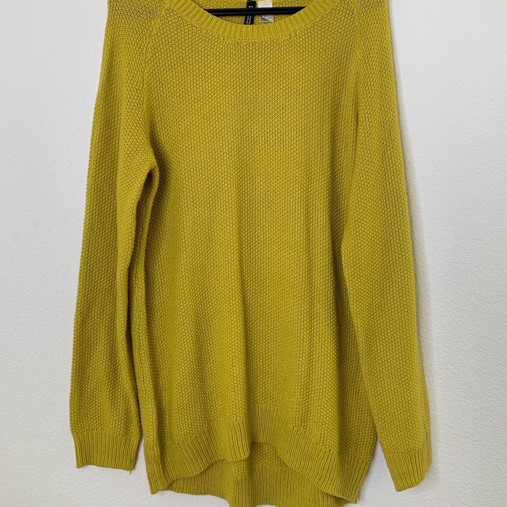 Mustard sweater H&M size medium